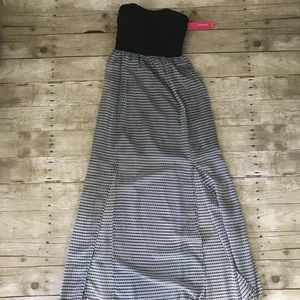 NWT Strapless maxi dress